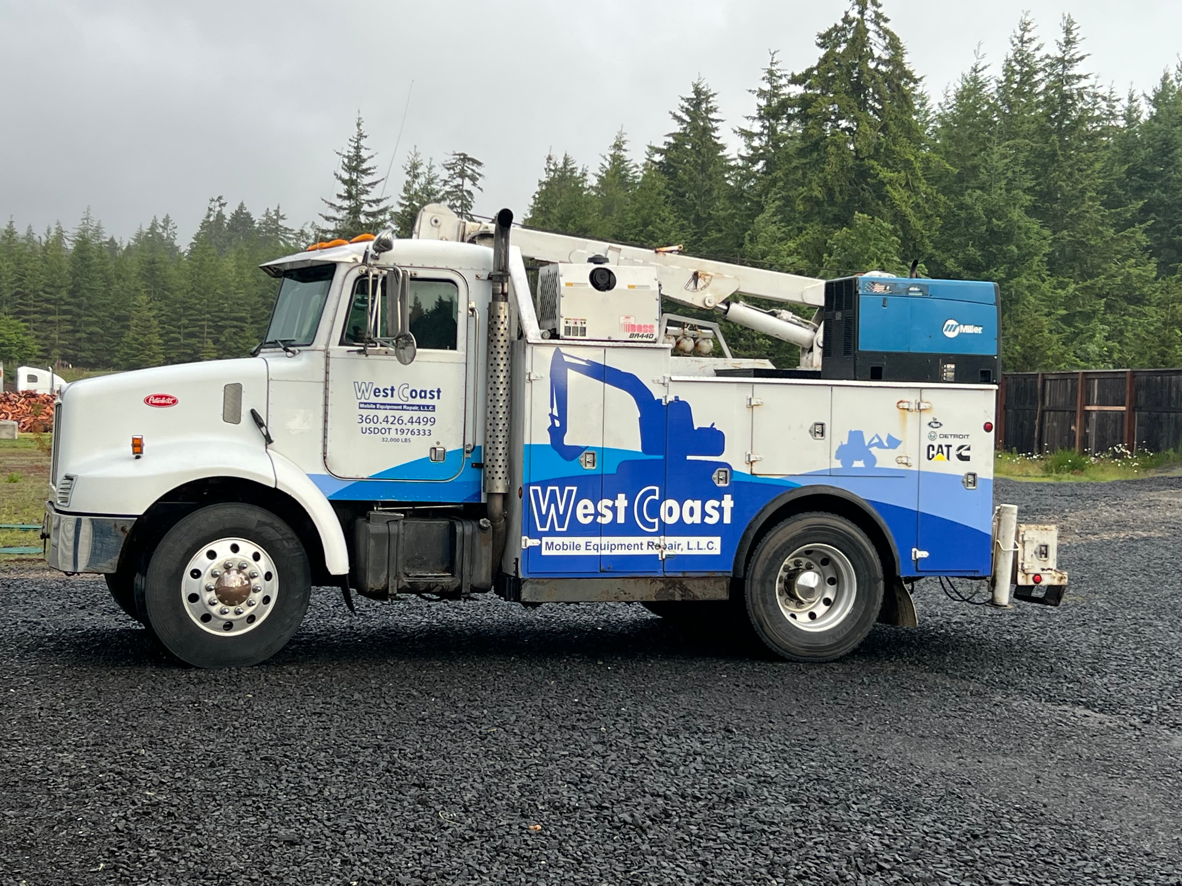 West Coast Mobile Equipment Repair work truck